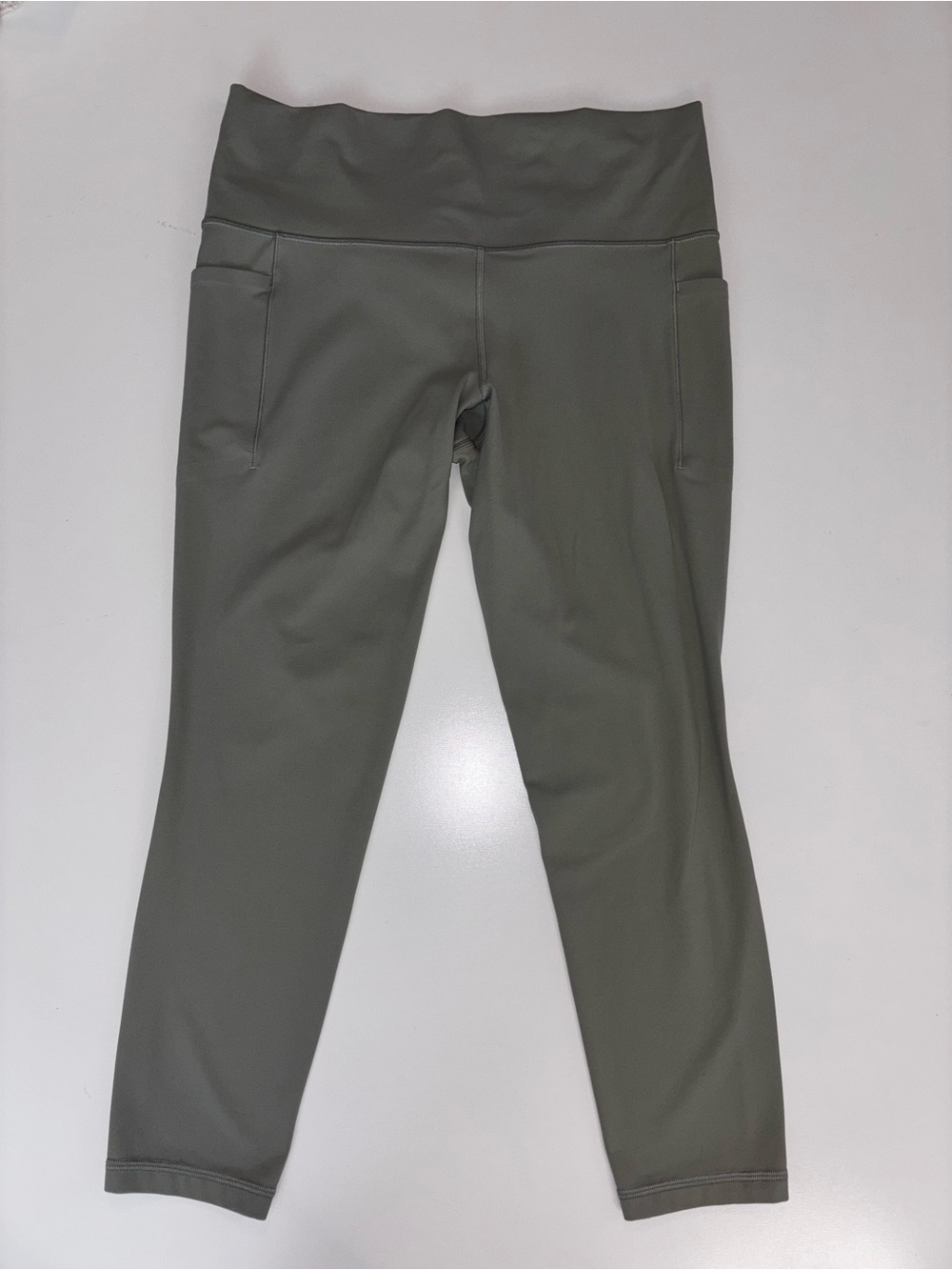Athleta Sage Green Mid-Rise Pocket Leggings